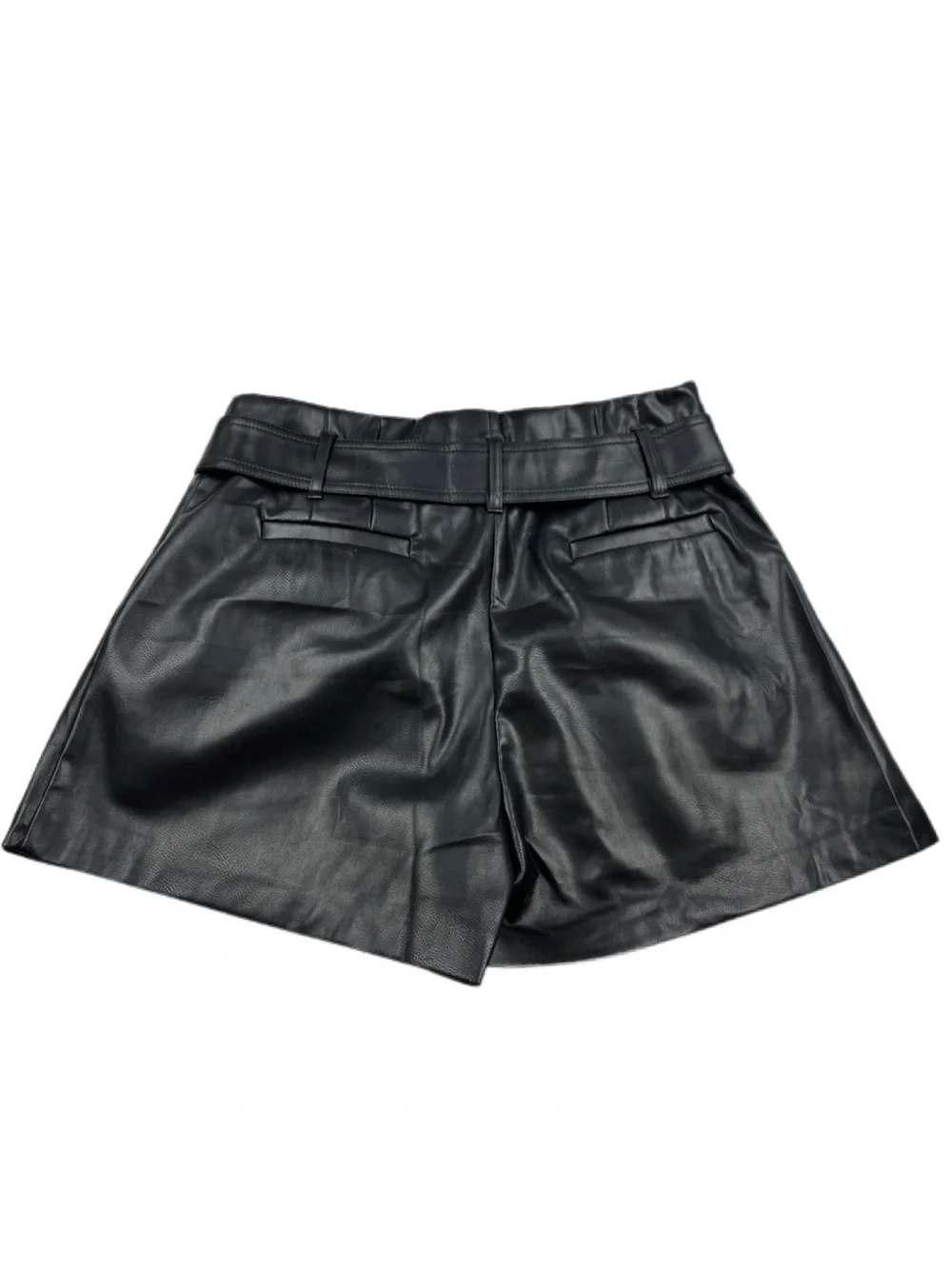 entro Black Faux Leather Belted Shorts Size Large